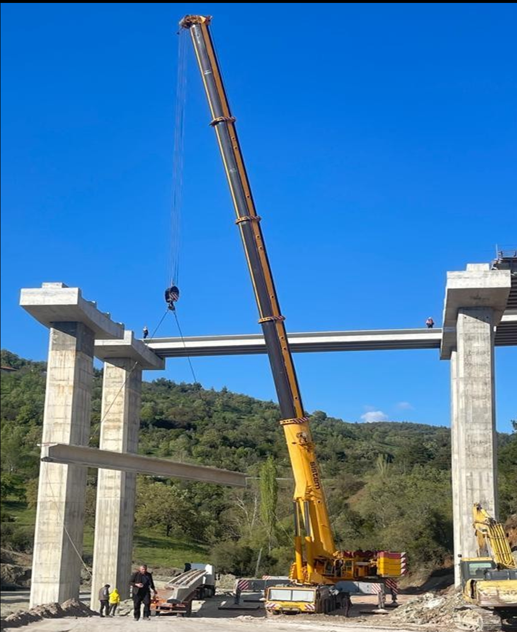 BRIDGE AND VIADUCT GIRDER TRANSPORTATION AND INSTALLATION
