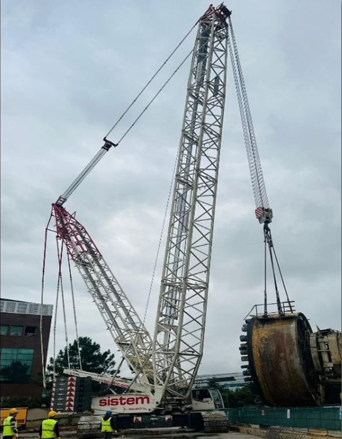 DOĞUŞ CONSTRUCTION